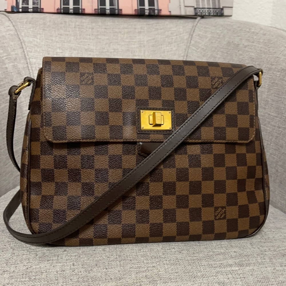 Louis vuitton besace roseberry
